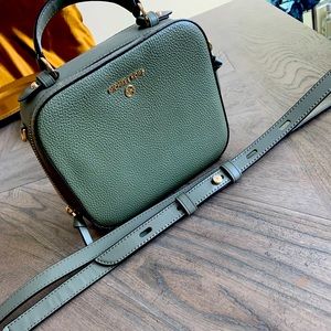 Michael Kors Jet Set Crossbody Bag (Medium)